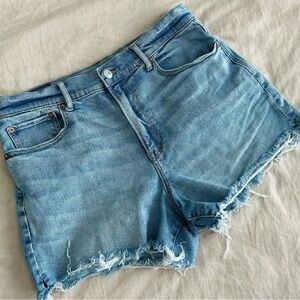 ❗️SOLD❗️American Eagle Highest Rise 90’s Boyfriend Shorts